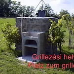 Nyaraló Csobánc Szerelem-nemzeti Park-önalló Ház - Klimatizált *