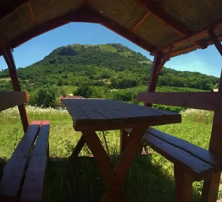 Csobánc Szerelem-nemzeti Park-önalló Ház - Klimatizált * Gyulakeszi