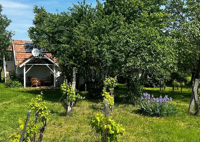 Csobanc Szerelem-nemzeti Park-oenallo Haz - Klimatizalt Gyulakeszi